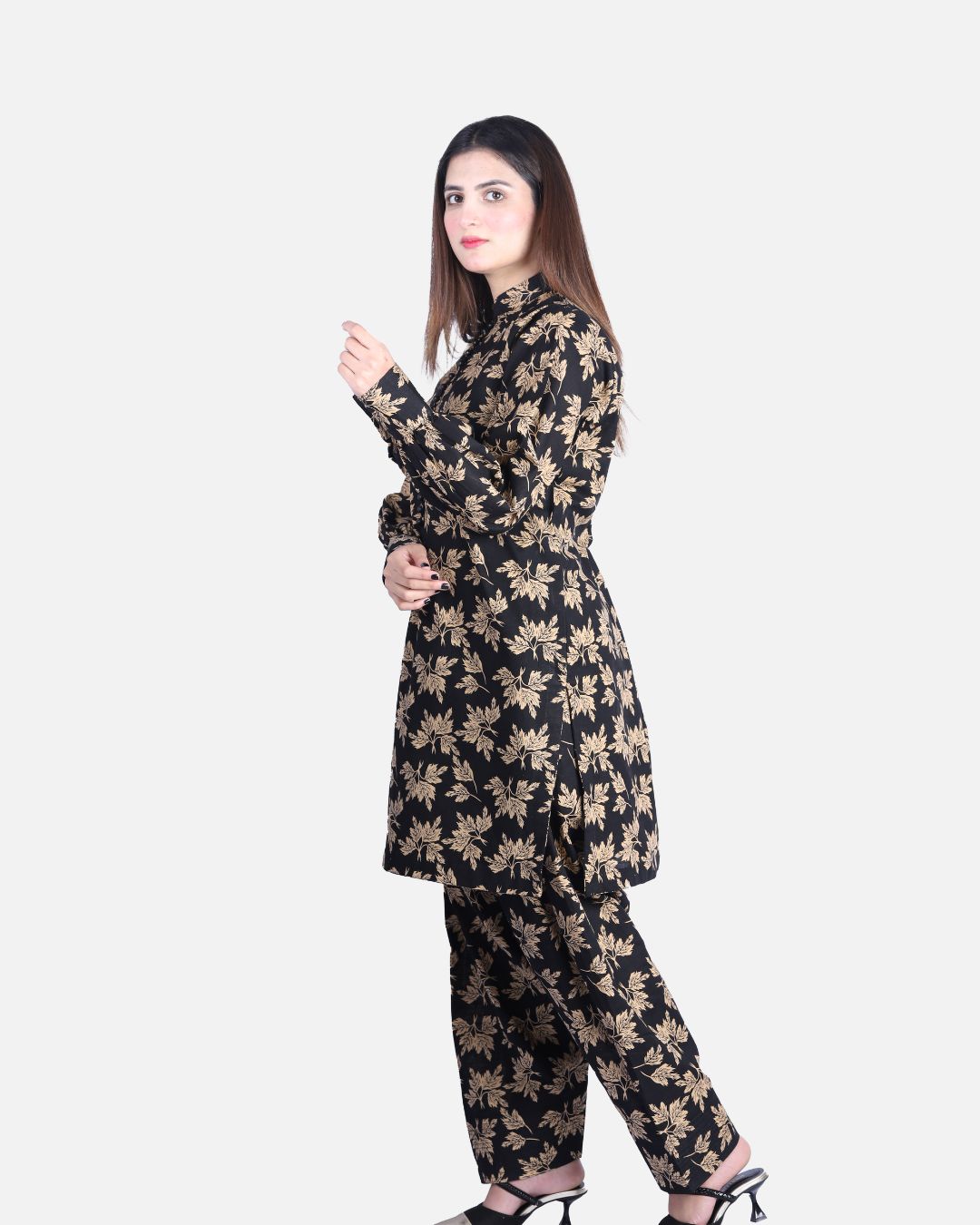 Autumn Print Khaddar Suit