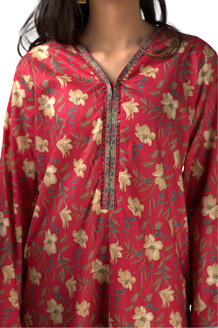 Three Piece Lawn Ladies Suit.