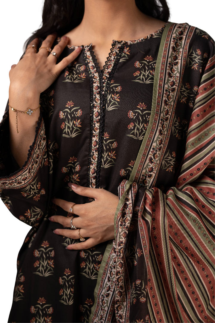 3 piece Printed Lawn Suit For Ladies