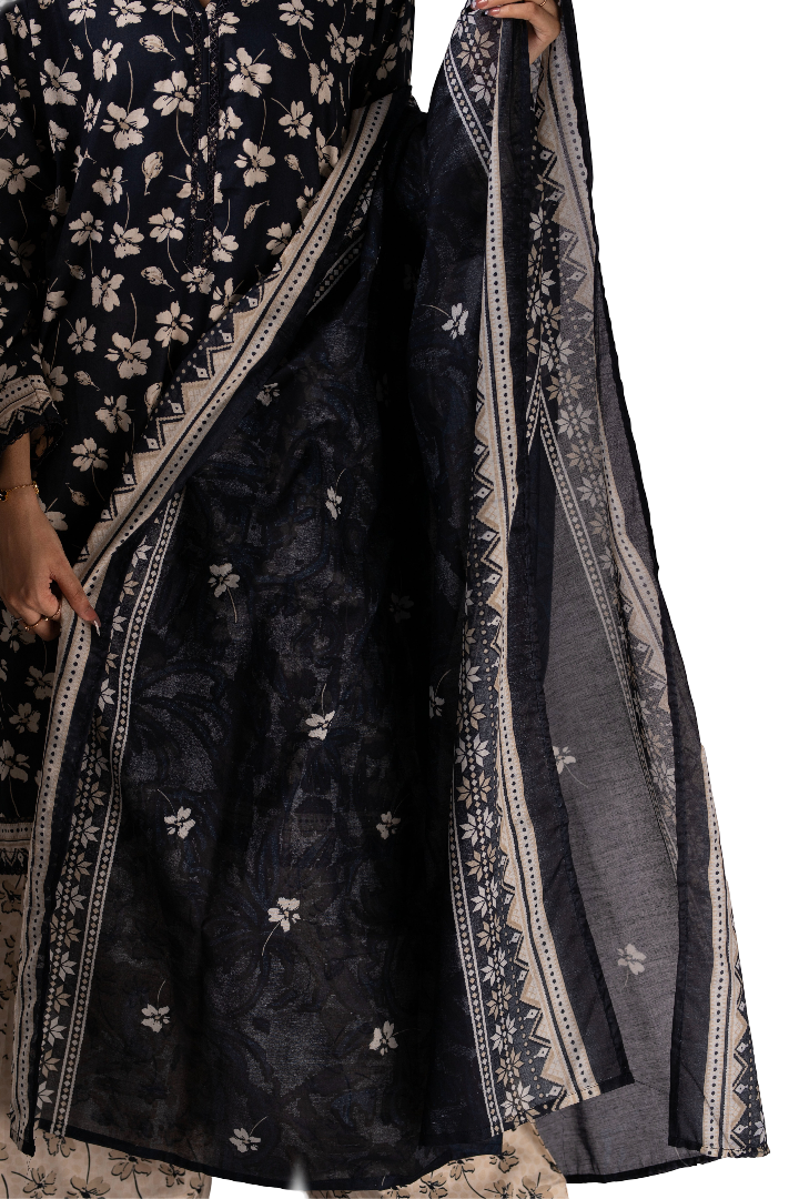 Printed Lawn Suit For Women 3 Piece